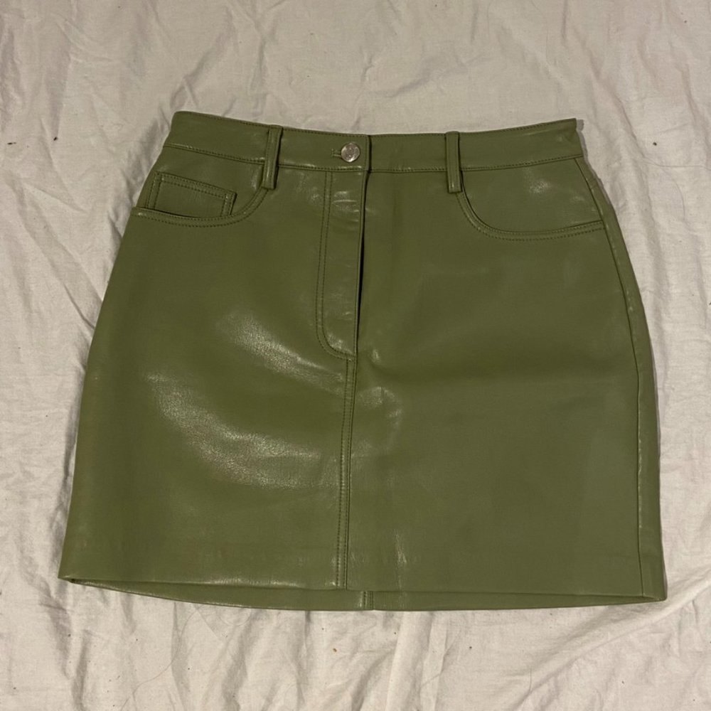 Wilfred vegan pleather skirt